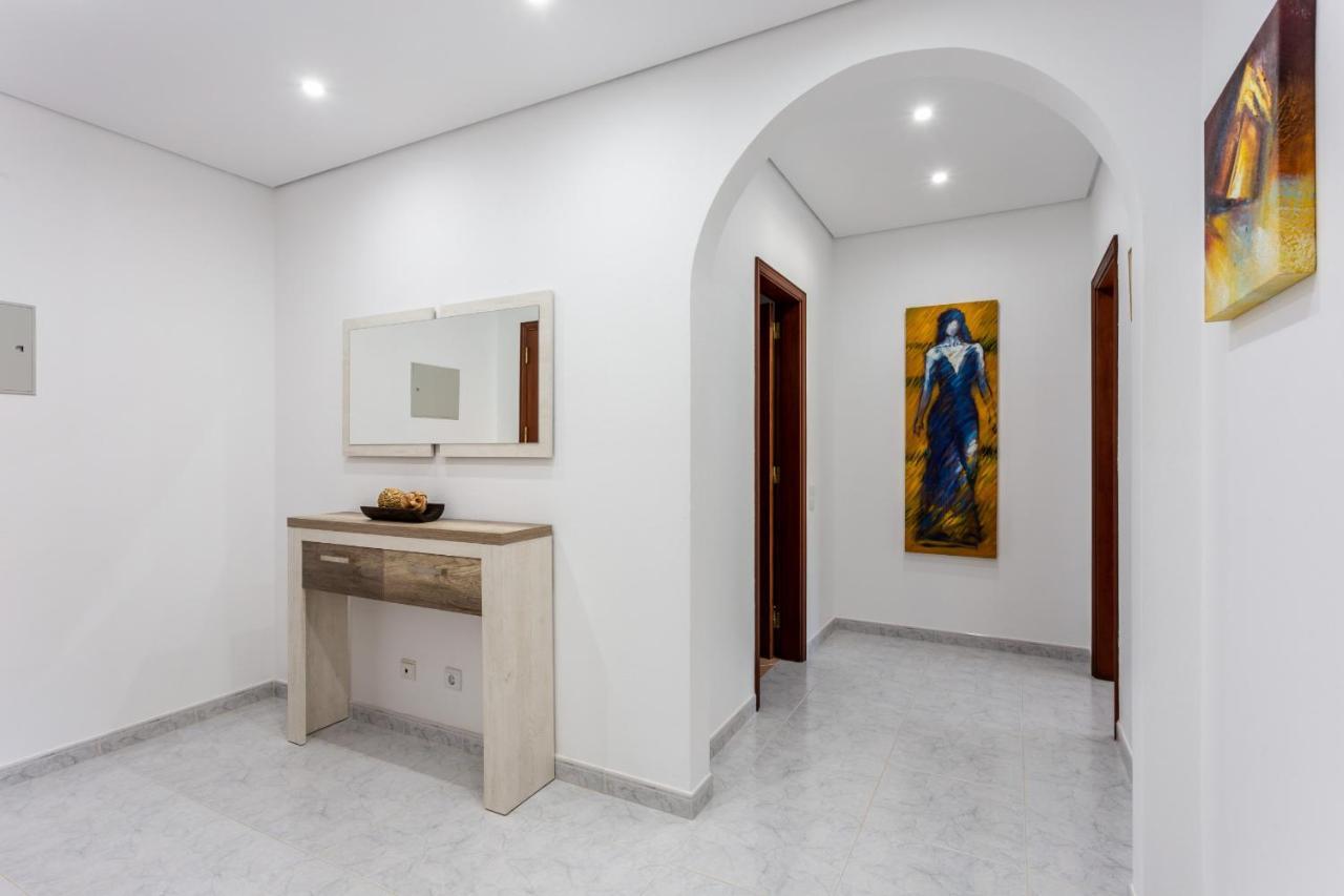 Downtown Lovers Home By Seewest Lagos Exterior foto