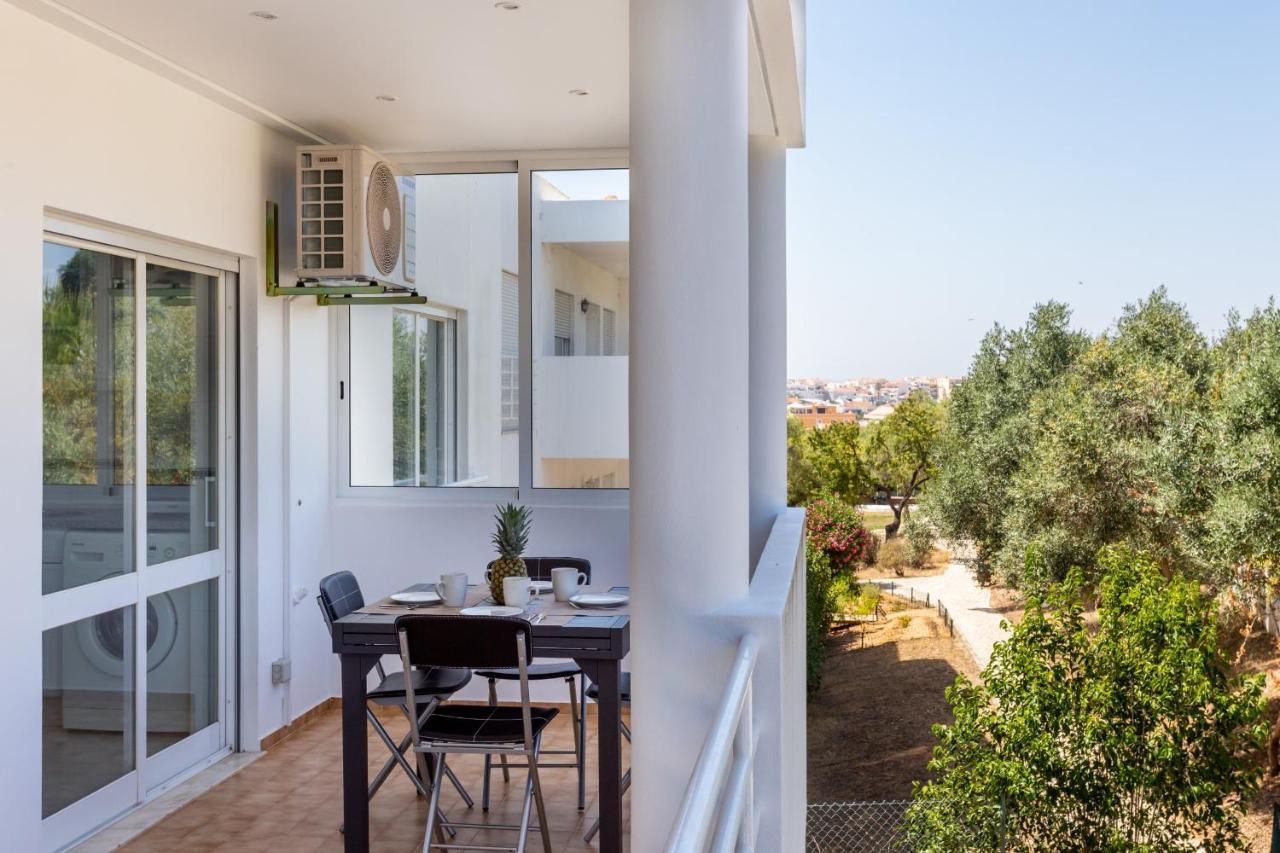 Downtown Lovers Home By Seewest Lagos Exterior foto